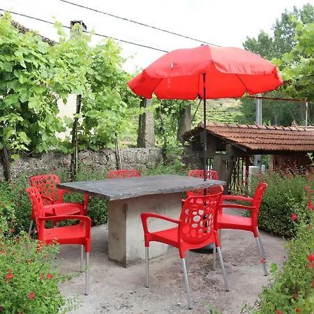 Casa Dos Namorados ואלה דה קאמברה